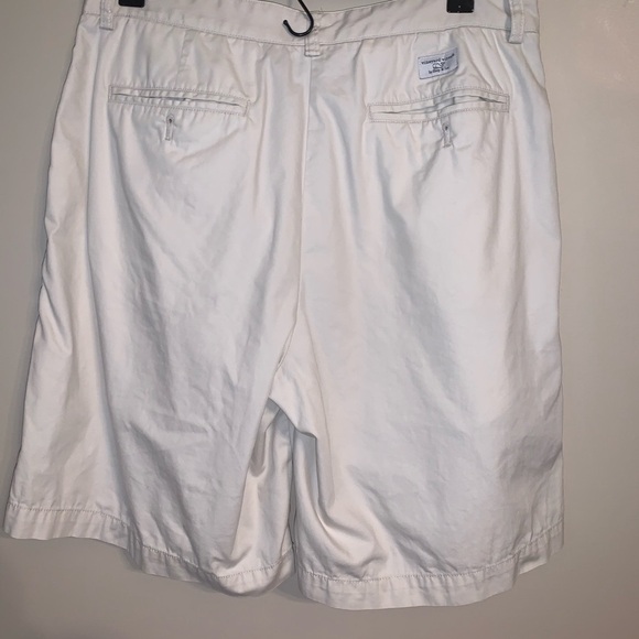Vineyard Vines Club Shorts - Picture 3 of 4